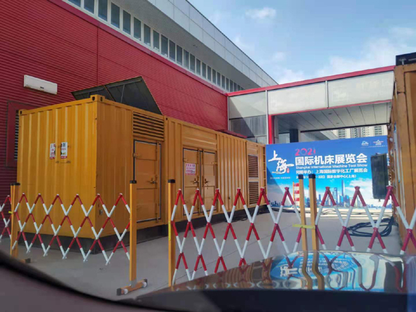 东源发电车出租-发电机无电压或电压太低怎么办？