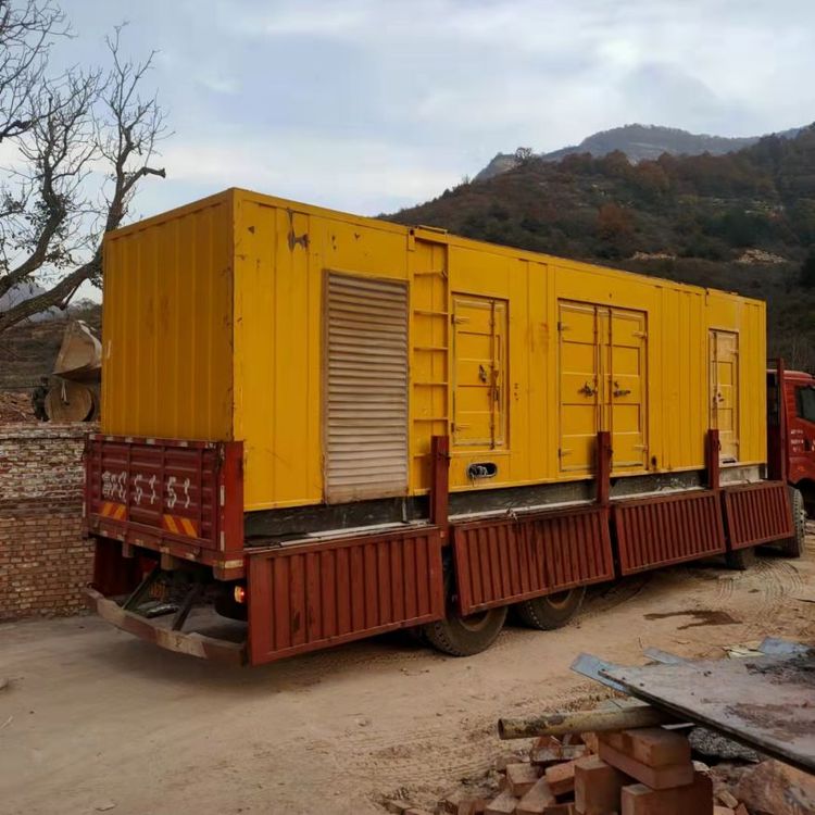 东源200kW 发电机组在带电阻性负载时，输出功率会受到哪些因素的影响？